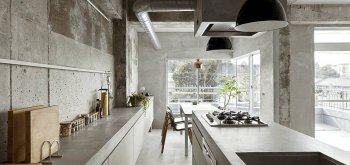 Кухня в стиле бетон и дерево в Кушве