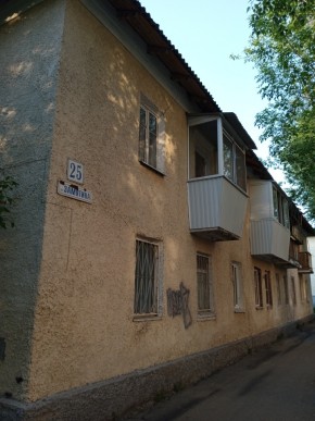 пер. Замятина,25 в Кушве - kushva.yutvil.ru